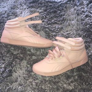 Soft Pink Reebok High top Sneakers